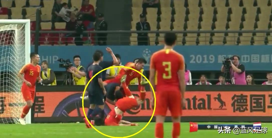 杯子砸人致死自媒体文章标题，悲剧上演！一起探究杯子砸人致死事件的背后真相